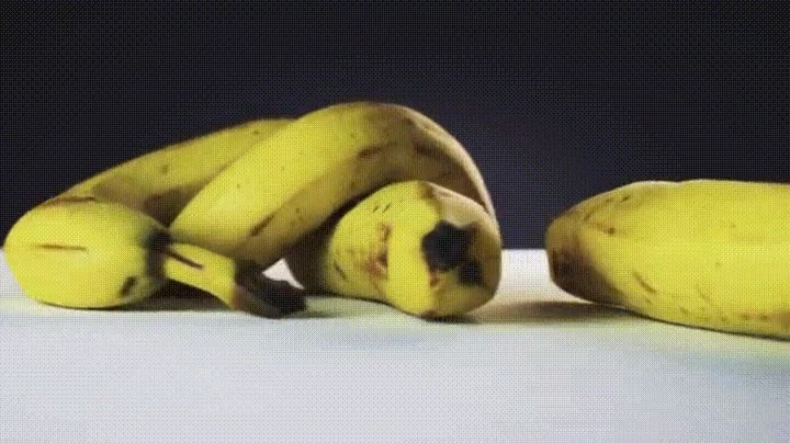 banaas,blandas,chocar,entre si,raro