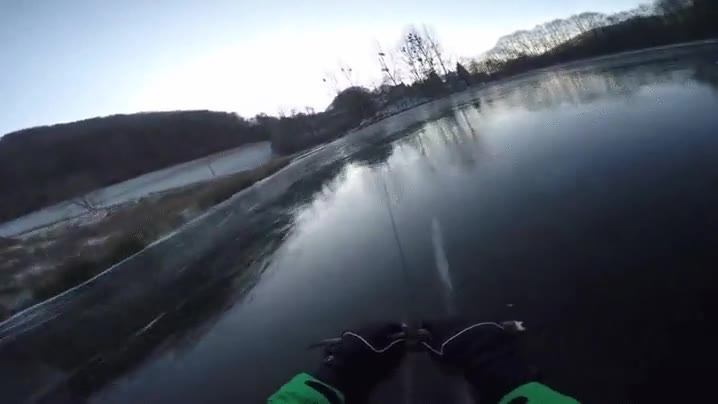 sucar,lago,helado,toda,velocidad