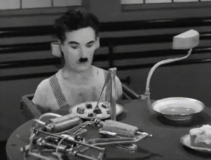 chaplin,probar,m&aacute;quina,comer,casa