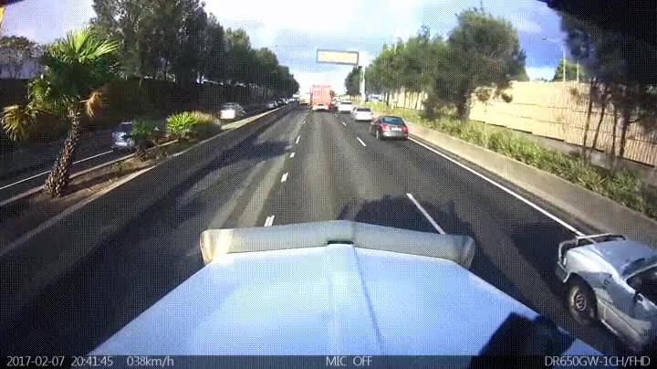 motorista,distraer,dejar,prestar,atenci&oacute;n