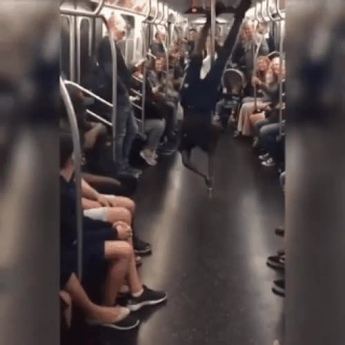 pole dance,acrobacias,barra,metro