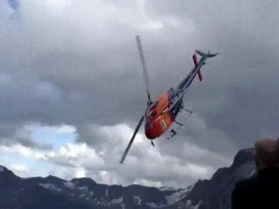 helic&oacute;ptero,despegue,cuadrados,pasota