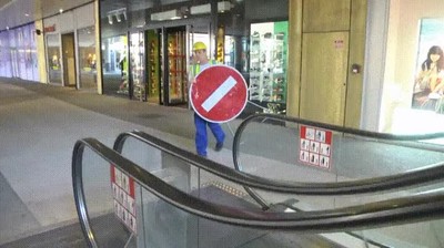 peor,pasar,bajar,escaleras,mec&aacute;nicas