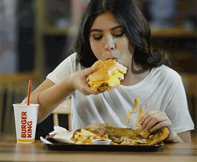 mancha,camiseta,hamburguesa,fastidiar,buena,comida