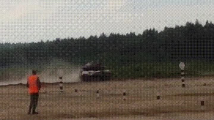 entrenamiento,tanque,ruso,acabar,mal