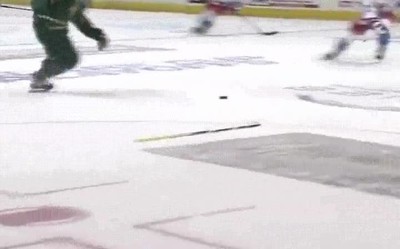 Enlace a Demostración de cómo jugar a hockey hielo sin stick