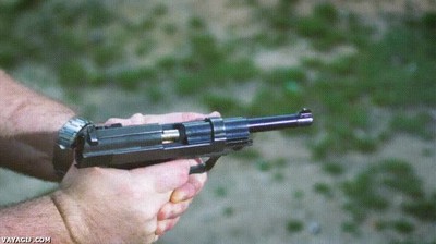 funcionamiento,pistola,c&aacute;mara,lenta,ww2,p38