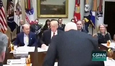 trump,cansar,apartar,cosas,mesa