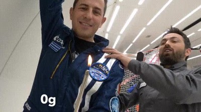 comportamiento,llama,gravedad cero