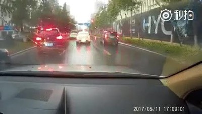 rayo,provocar,lluvia,chispas,ciudad