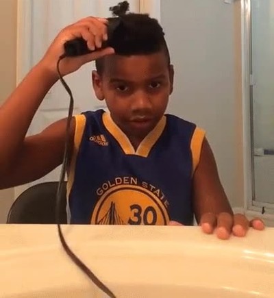 palo,peluquero,ni&ntilde;o,liar,casa