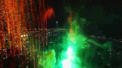 espectacular,metraje,dron,volar,fuegos,artificiales