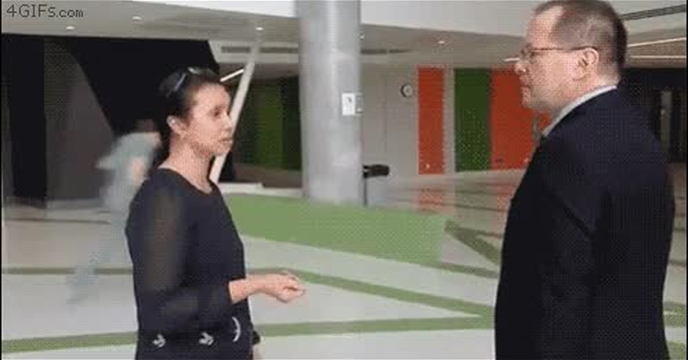 ¡Vaya GIF! / Un fail de caída en directo