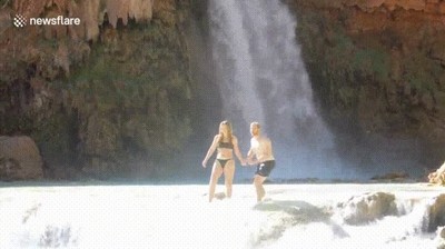 romántica,pedida,mano,tragica