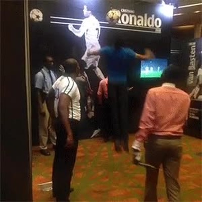 gente,normal,saltar,alto,cristiano