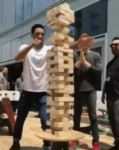 autentico,genio,jenga,pu&ntilde;etazos