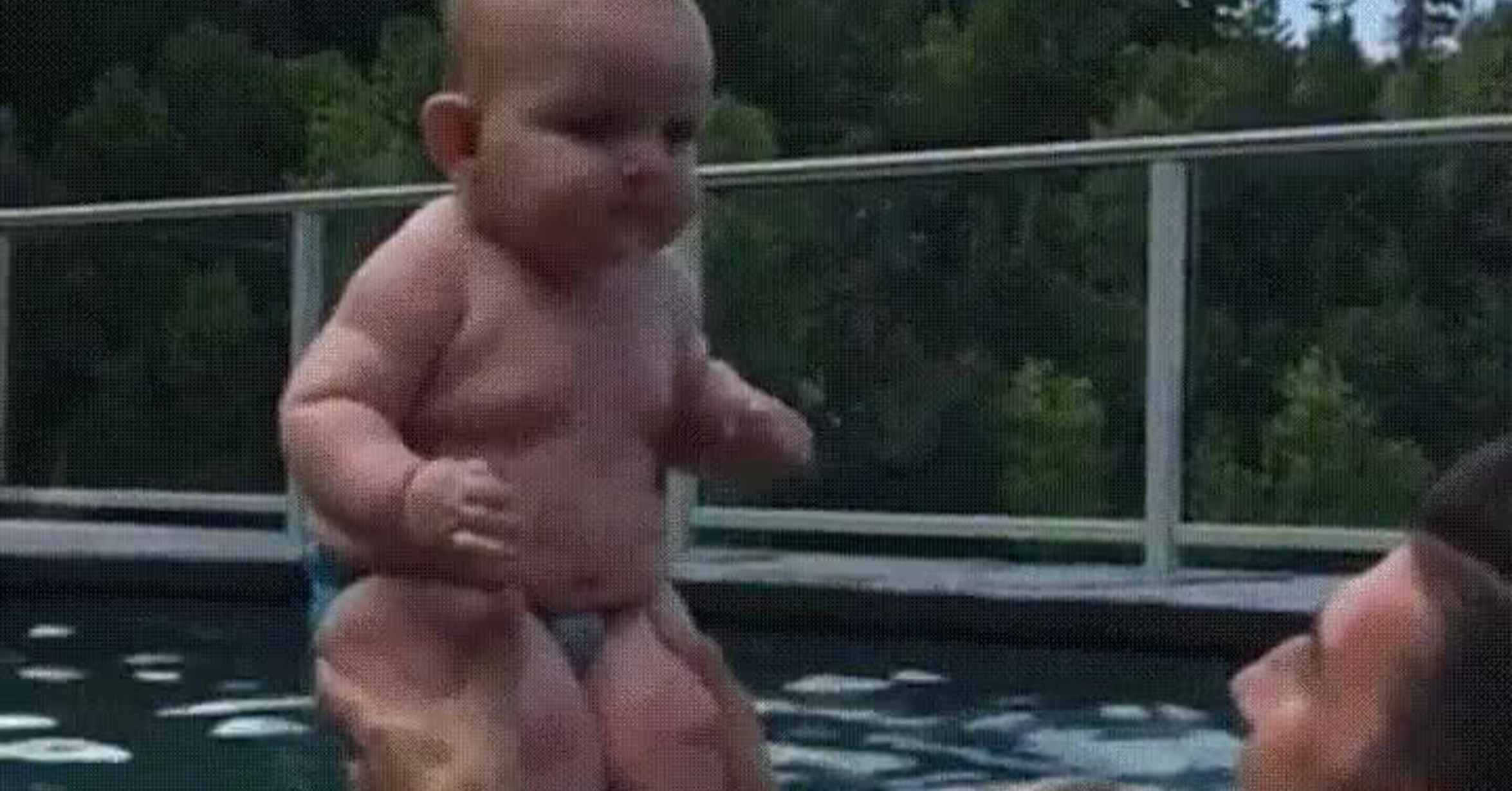 Vaya Gif Este Nino Se Parece Demasiado Al Muneco De Michelin