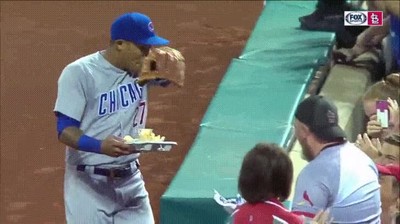 Enlace a Cuando un jugador de los Chicago Cubs te trae un nuevo plato de nachos después de tirarte el primero