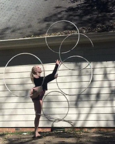 incre&iacute;ble,habilidad,chica,hula hoop