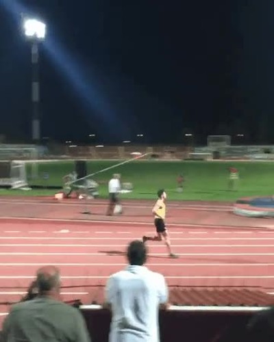 chungo,pasar,saltador,p&eacute;rtiga