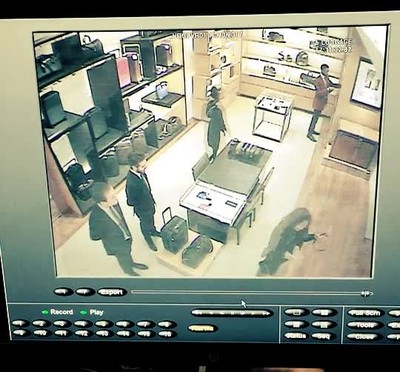 reverencias,peligroso,tienda,maleta