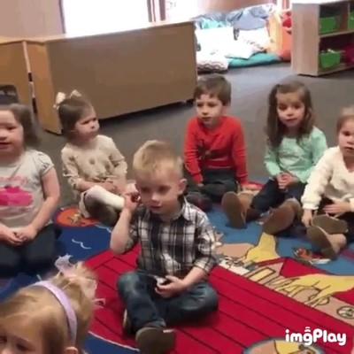 ni&ntilde;as,enfadadas,mundo