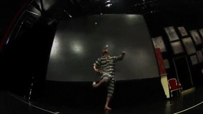 malabares,4,pelotas,pies