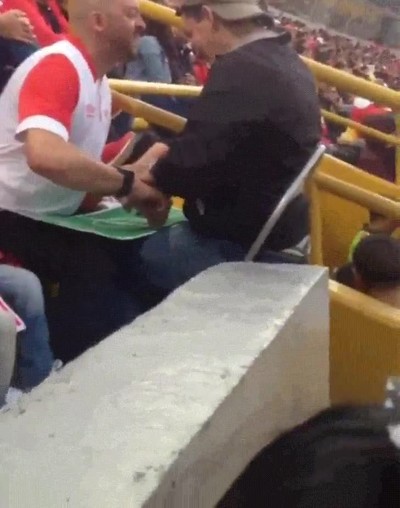 padre,hijo,ciego,terreno juego