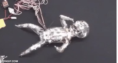 mundo,robots,mal rollo,bebe