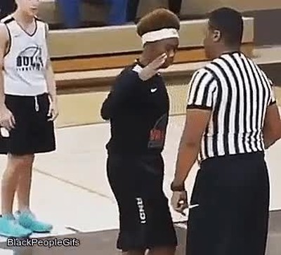 Enlace a Árbritros que te dejan como un completo estúpido