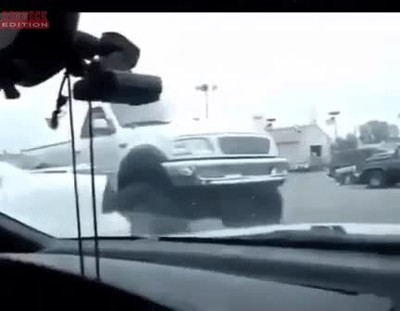 chillar,volante,coche,gente