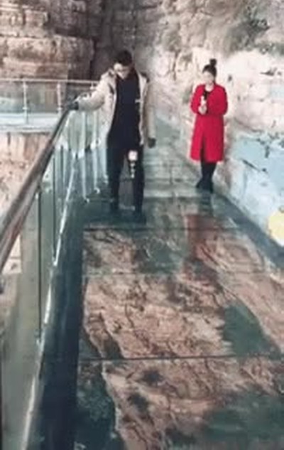 troll,puente,cristal