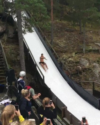 tobog&aacute;n,salto,extremo,mareo