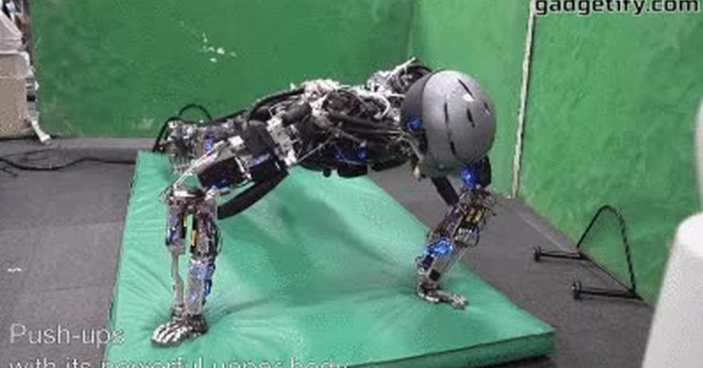 ¡Vaya GIF! / Robots que también entrenan para estar en forma
