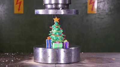 Enlace a Prensa Hidráulica VS La Navidad