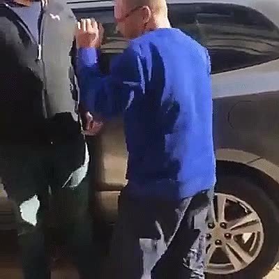 reacci&oacute;n,padre,regalo,coche