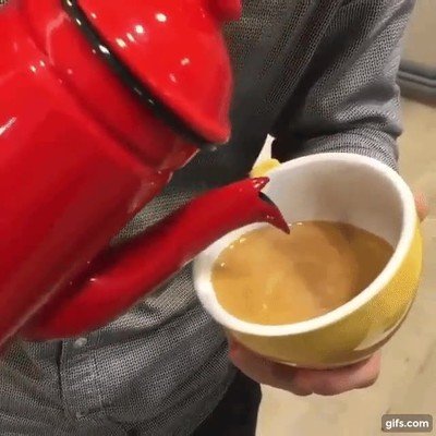 Enlace a MUY atentos a este truco para hacer dibujos en el café 