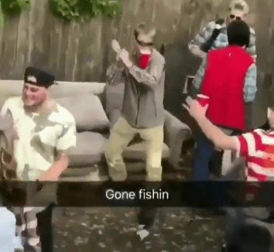 tirar la ca&ntilde;a,fiesta,pescar,&eacute;xito