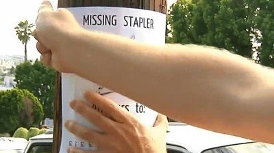 buscar,grapadora,problema,inesperado