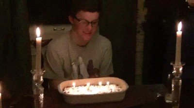 Enlace a La abuela se ha pasado un poco añadiendo alcohol a la receta