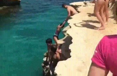 llegar,verano,saltos,sincronizados