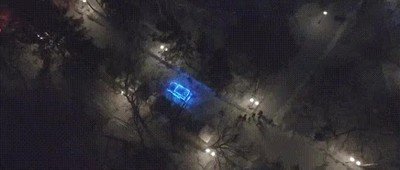 Enlace a Cuando te compras un coche nuevo y conduces por tu barrio llamando la atención