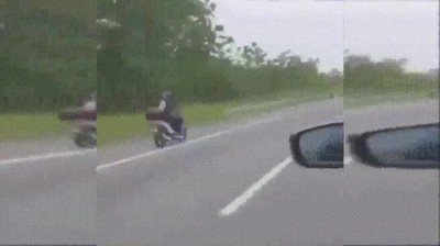 padres,no estar en casa,moto