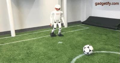 robot,jugar,futbol