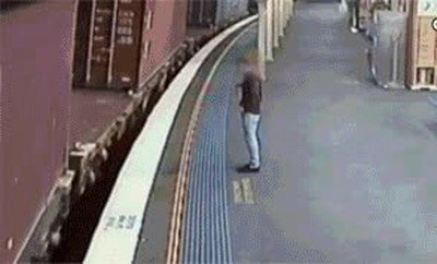 chica,gastar,suerte,tren