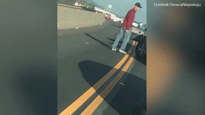 Enlace a El karma también actúa en las típicas peleas de carretera