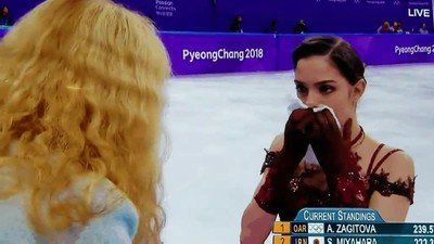 Enlace a Yevgenia Medvedeva buscando petróleo en las Olimpiadas