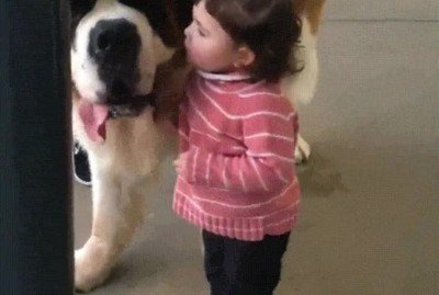 adorable,ni&ntilde;a,beso