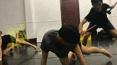 De esta manera tan tonta se practican la mayoría de coreografías coreografia,practicar,baile,danza