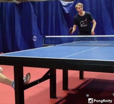 Enlace a Este jugador de ping pong tiene una precisión milimétrica 